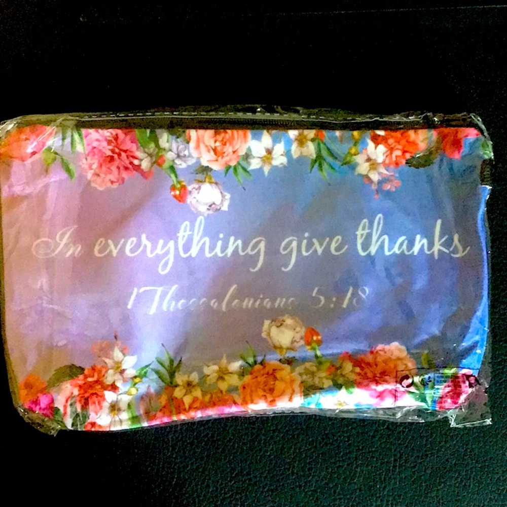 Cosmetic Makeup Bag In Everything Give Thanks Thessalonians 5:18 New Sea…